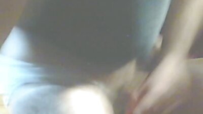 멋진 몸매를 가진 숙녀가 잘 생긴 젊은이를 천국으로 데려옵니다.